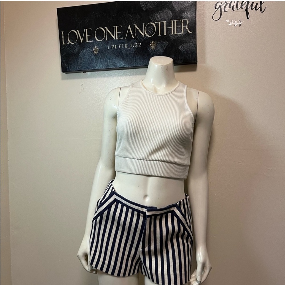 55. Zara Cream Ribbed Sleeveless Top and Shorts - Picture 1 of 2